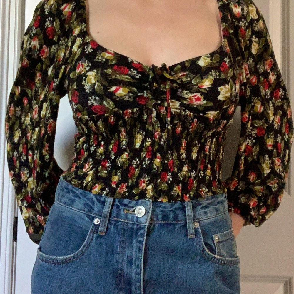 DISCONTINUED Urban Outfitters Rose Ribbed Long-Sleeve Crop Top